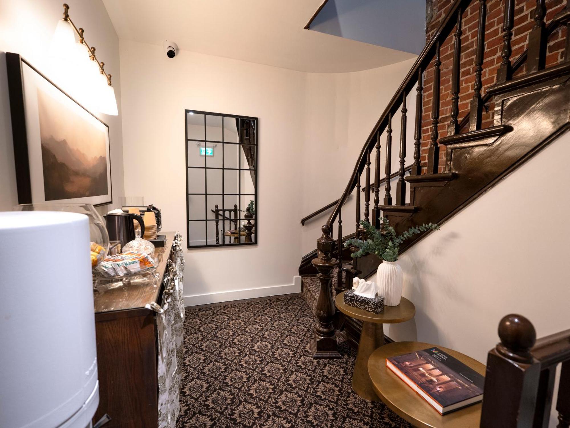 مونتريال Self Check-In Boutique Hotel - Quartier Latin - Room 201 المظهر الخارجي الصورة