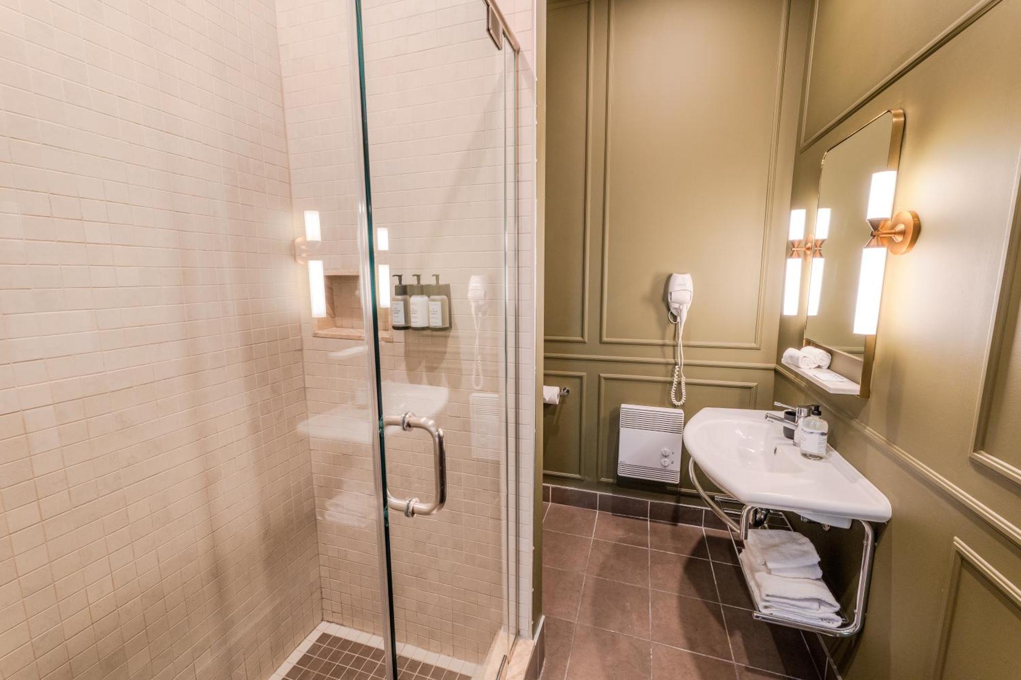مونتريال Self Check-In Boutique Hotel - Quartier Latin - Room 201 المظهر الخارجي الصورة